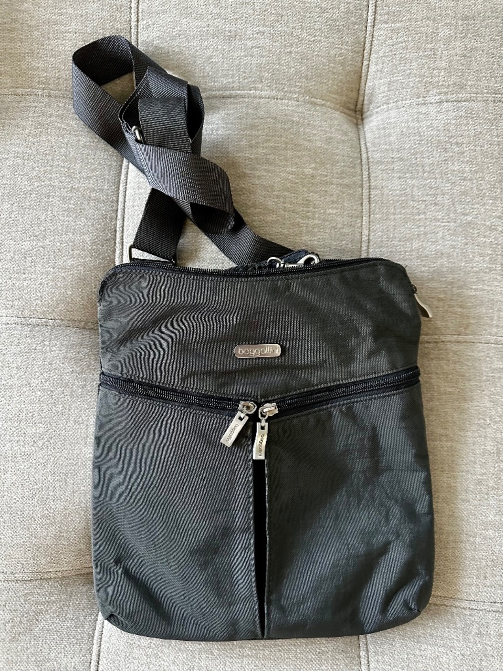 NEW "Baggallini" Grey Cross Body Travel, detachable smaller bag, hot pink lining